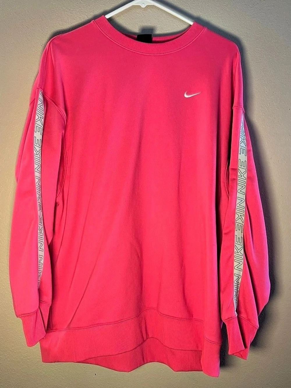 Women’s Oversized Nike sweatshirt